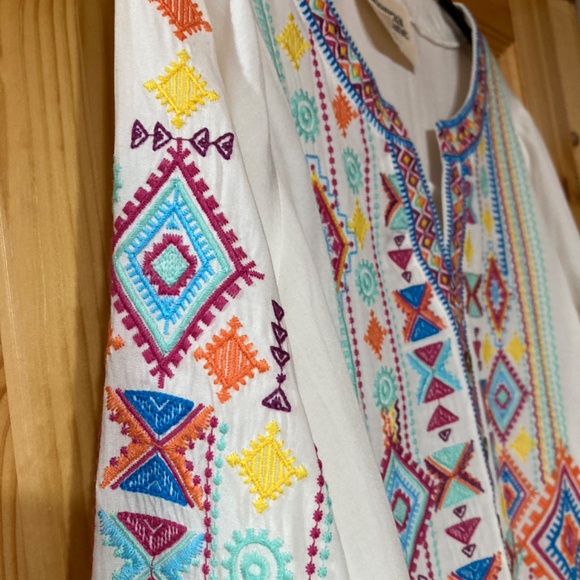 Savanna Jane Embroidered top, small - Picture 3 of 7